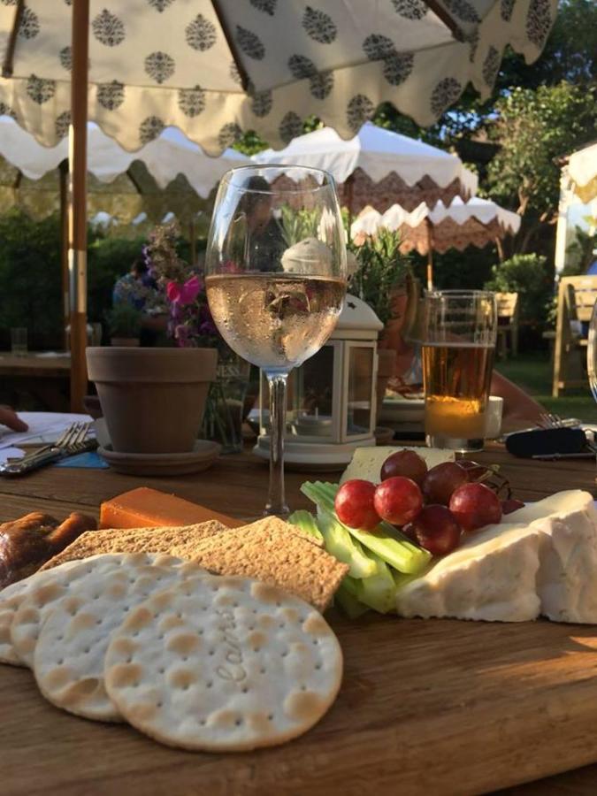 The Crown Inn, Church Enstone Chipping Norton Extérieur photo