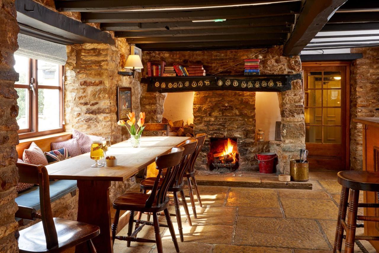 The Crown Inn, Church Enstone Chipping Norton Extérieur photo